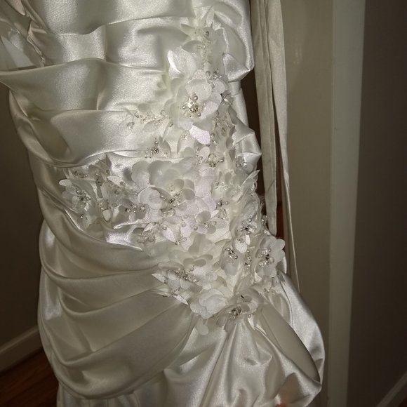 NWT! Alfred Angelo # 2347 size # 12 - Picture 4 of 6